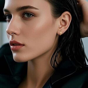 Minimal Gold Hoop Earrings